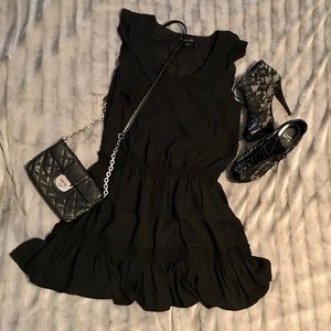 Banana Republic Black Ruffle dress sz M NWOT